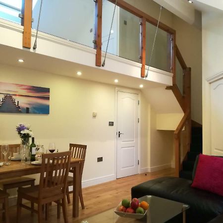Modern, 2 Bedroom Apartment With Sofa Bed, Uplands, Swansea Exterior photo