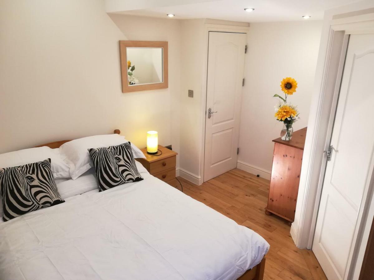 Modern, 2 Bedroom Apartment With Sofa Bed, Uplands, Swansea Exterior photo